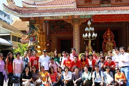 Du xuân chùa Việt tại Bangkok - Thái Lan
